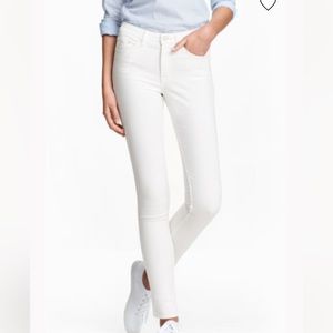 🔥3/45🔥 NWT H&M Skinny White Jean